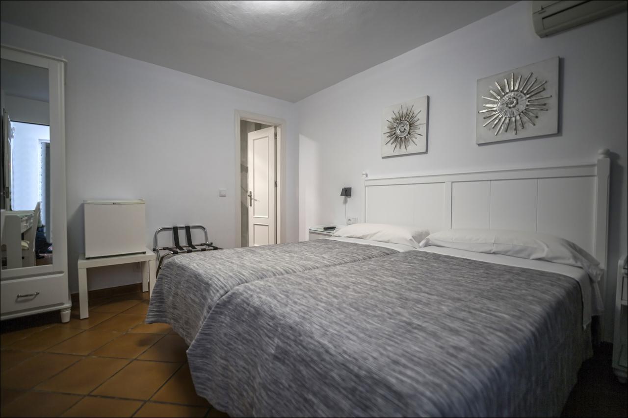 Hostal San Ramon Μαρμπέλλα Εξωτερικό φωτογραφία